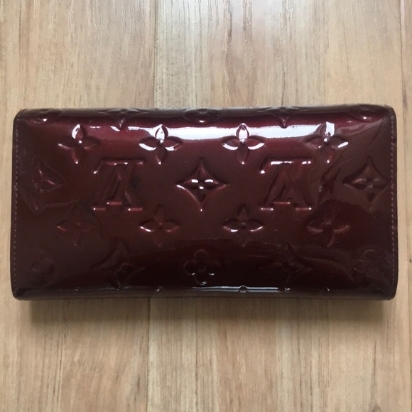 Louis Vuitton Monogram Vernis Sarah Bifold Wallet - Picture 2 of 8